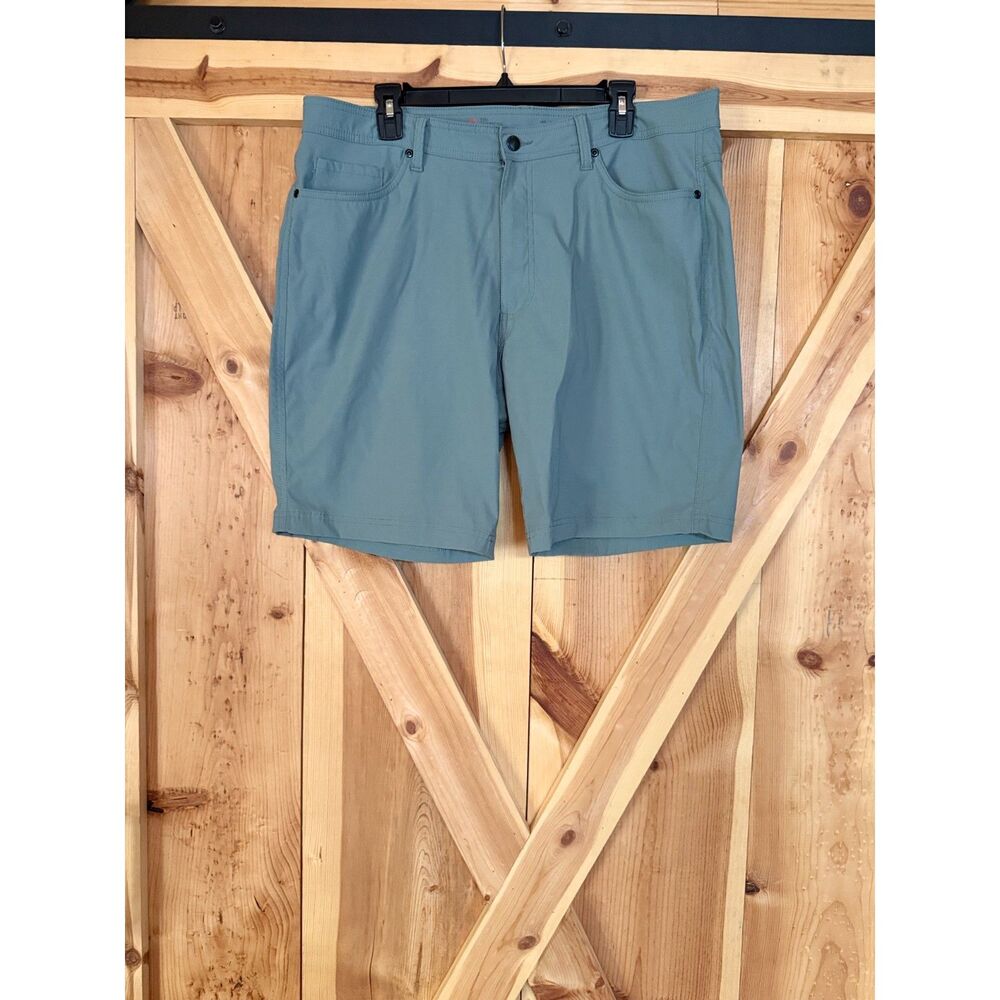 The American Outdoorsman Mens Freedom Stretch Shorts Size 38 Agave Green UPF 50